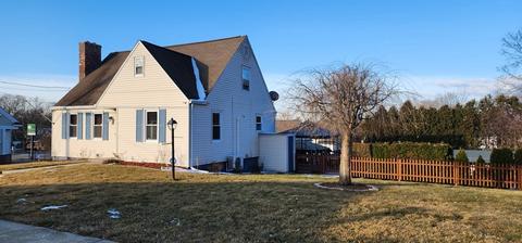 16 Abbott St, Springfield, MA 01118 photo 2