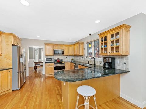 21 Parkvale Rd, Needham, MA 02492 photo 7