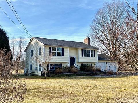 7 Arrowhead Dr, Hadley, MA 01035 photo 2