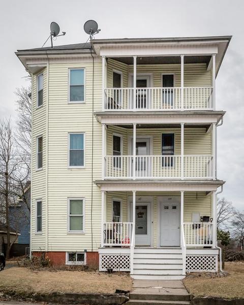 42 Elizabeth St, Attleboro, MA 02703