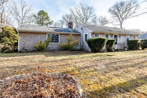 1150 Crowells Bog Rd, Brewster, MA 02631