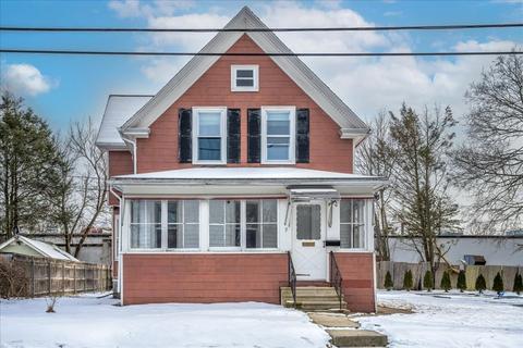 9 Conway St, Worcester, MA 01607 photo 2