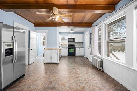 9 Conway St, Worcester, MA 01607 photo 5
