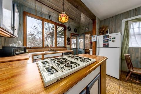 36 Beach St, Bourne, MA 02553 photo 5