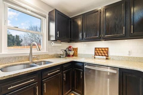 31 Broughton Rd, Worcester, MA 01607 photo 22