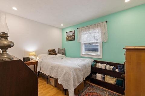 31 Broughton Rd, Worcester, MA 01607 photo 28