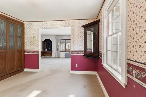 58 Sanderson Ave, Dedham, MA 02026 photo 14