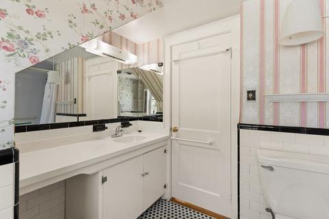 58 Sanderson Ave, Dedham, MA 02026 photo 32