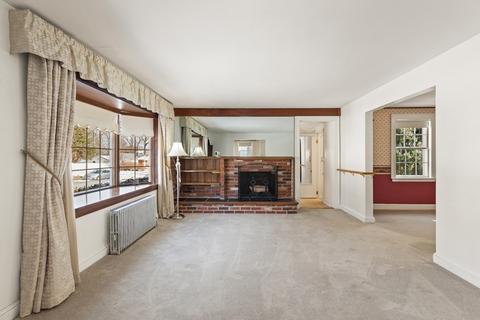 58 Sanderson Ave, Dedham, MA 02026 photo 8
