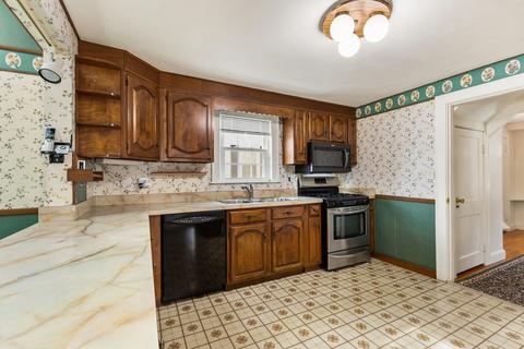 58 Sanderson Ave, Dedham, MA 02026 photo 21