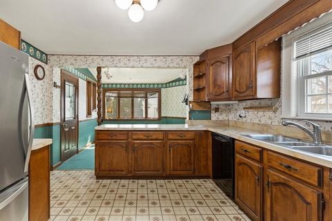 58 Sanderson Ave, Dedham, MA 02026 photo 20