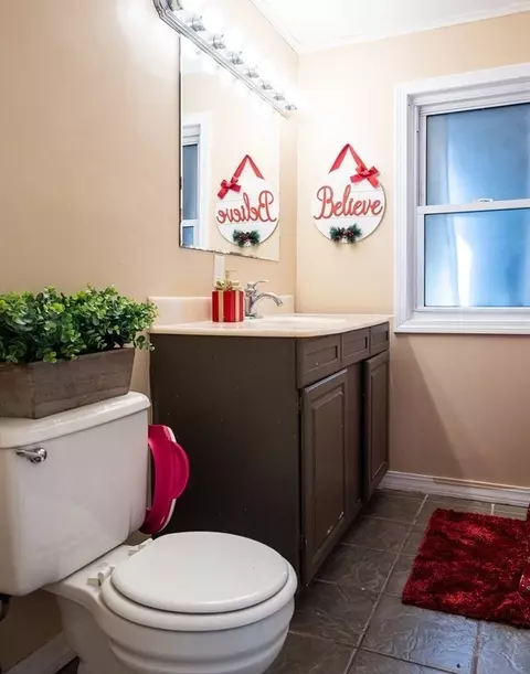 11 Arden St, Springfield, MA 01118 photo 15