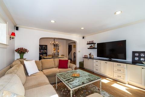168 Harris Ave, Needham, MA 02492 photo 17