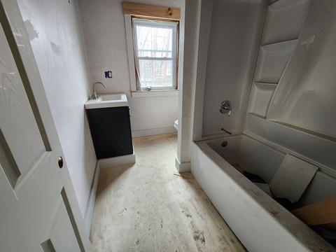 7 Hall St, Webster, MA 01570 photo 12