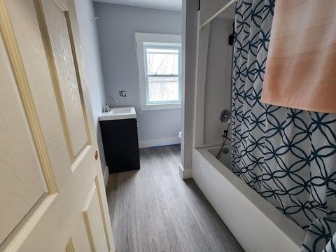7 Hall St, Webster, MA 01570 photo 9
