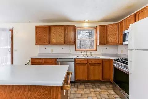 52 Eleanor, Springfield, MA 01108 photo 12