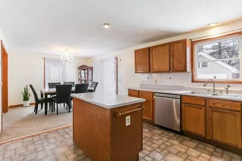 52 Eleanor, Springfield, MA 01108 photo 10