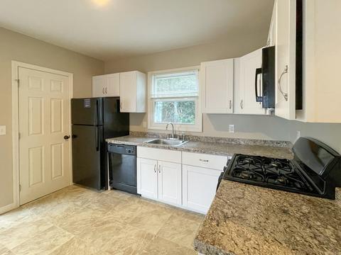 335 Tecumseh St, Fall River, MA 02721 photo 7