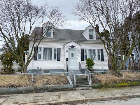 335 Tecumseh St, Fall River, MA 02721 photo 3