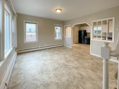 335 Tecumseh St, Fall River, MA 02721 photo 11
