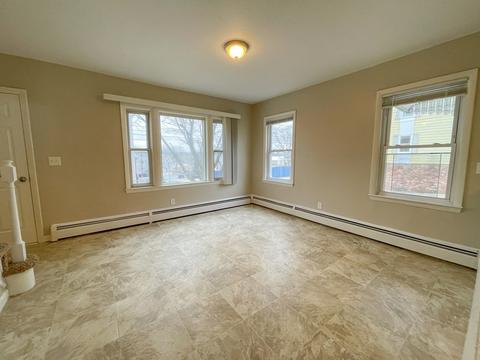 335 Tecumseh St, Fall River, MA 02721 photo 10