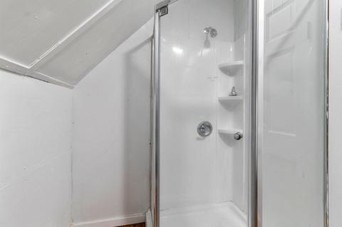 61 Thompson St, Springfield, MA 01109 photo 39