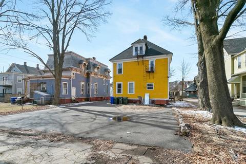 61 Thompson St, Springfield, MA 01109 photo 42