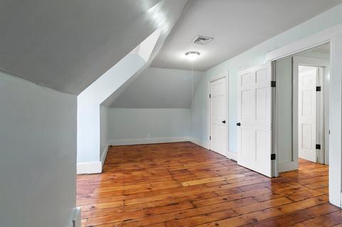 61 Thompson St, Springfield, MA 01109 photo 32