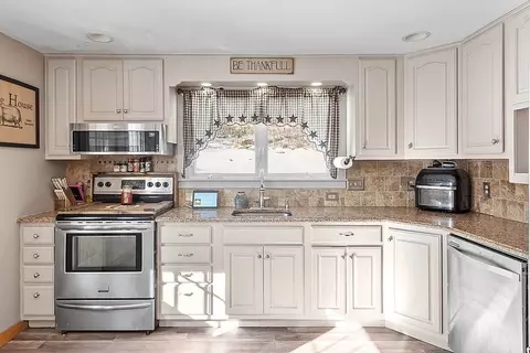 16 Flagg Hl, Erving, MA 01344 photo 11