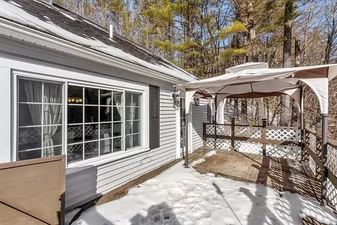 16 Flagg Hl, Erving, MA 01344 photo 4