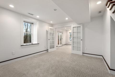 4 Juniper Ter, Roxbury, MA 02119 photo 26