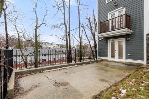 4 Juniper Ter, Roxbury, MA 02119 photo 32
