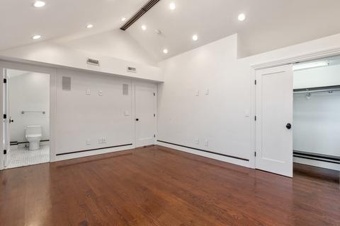 4 Juniper Ter, Roxbury, MA 02119 photo 17