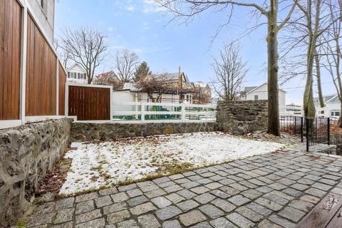 4 Juniper Ter, Roxbury, MA 02119 photo 37