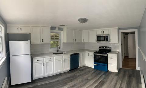 62 Gem Cir, Raynham, MA 02767 photo 2