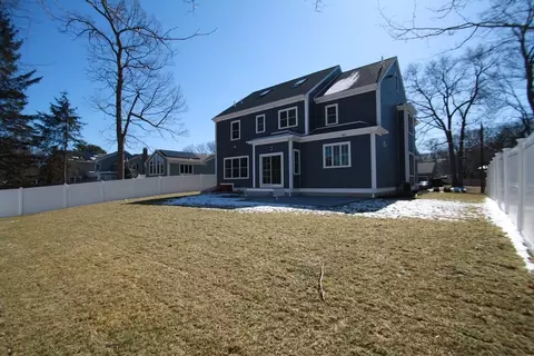 31 Helen Rd, Needham, MA 02492 photo 2