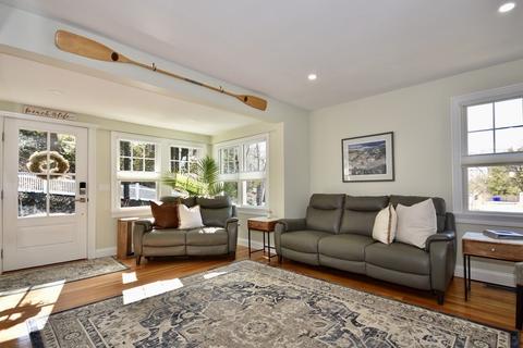 31 Gaffield Ave, Bourne, MA 02532 photo 8