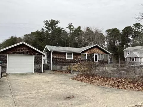 23 Crooked River Rd, Wareham, MA 02571 photo 1