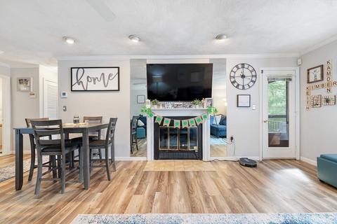 7 Thomas St #J2, Saugus, MA 01906 photo 3