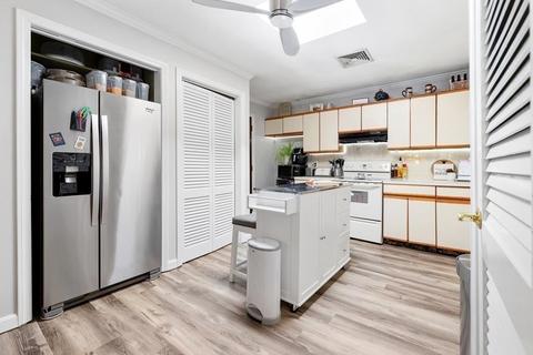 7 Thomas St #J2, Saugus, MA 01906 photo 26