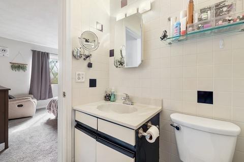 7 Thomas St #J2, Saugus, MA 01906 photo 18