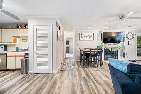 7 Thomas St #J2, Saugus, MA 01906 photo 11