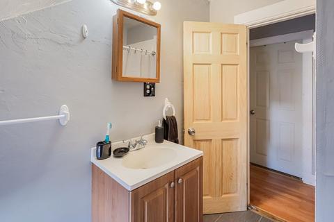 597 King Philip, Fall River, MA 02724 photo 22