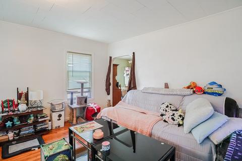 597 King Philip, Fall River, MA 02724 photo 11
