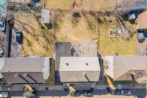 597 King Philip, Fall River, MA 02724 photo 6