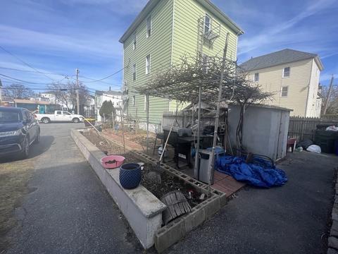 197 Wamsutta St, Fall River, MA 02723 photo 3