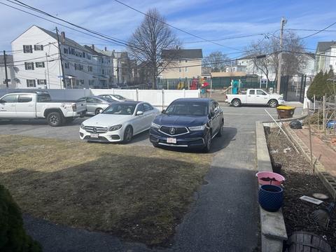 197 Wamsutta St, Fall River, MA 02723 photo 5