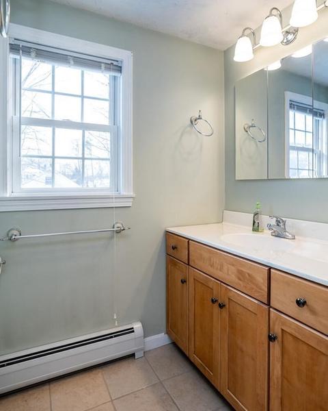 10 Mount Tom Ave, Easthampton, MA 01027 photo 34