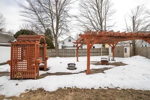 10 Mount Tom Ave, Easthampton, MA 01027 photo 8