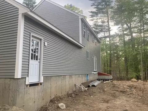 499 County Rd, Hanson, MA 02341 photo 2